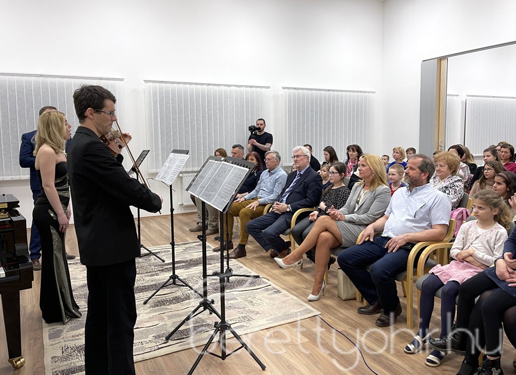 Tanári hangverseny11